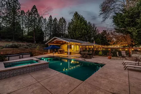 Exterior - 10376 Tabeaud Rd, Pine Grove, CA 95665 photo 16 of 25