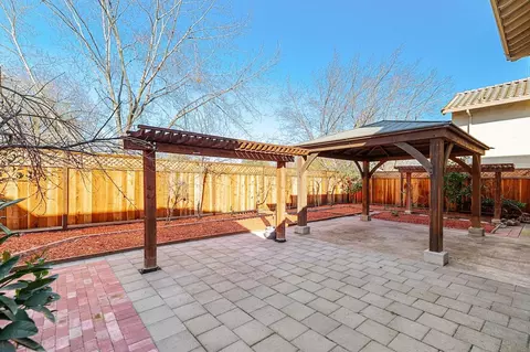 Exterior - 839 Williams St, Tracy, CA 95376 photo 6 of 12