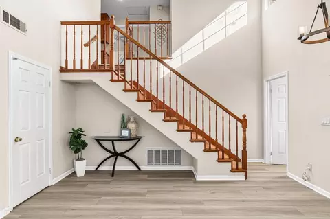 Entry Way - 839 Williams St, Tracy, CA 95376 photo 3 of 6