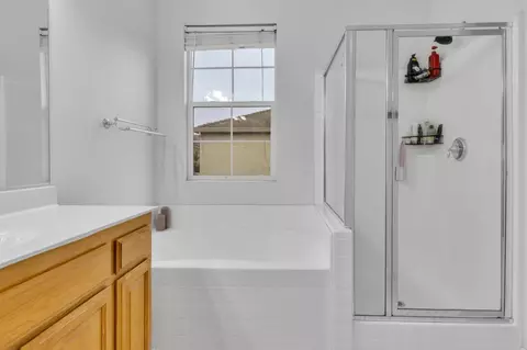 Bath - 503 Given St, Folsom, CA 95630 photo 3 of 3