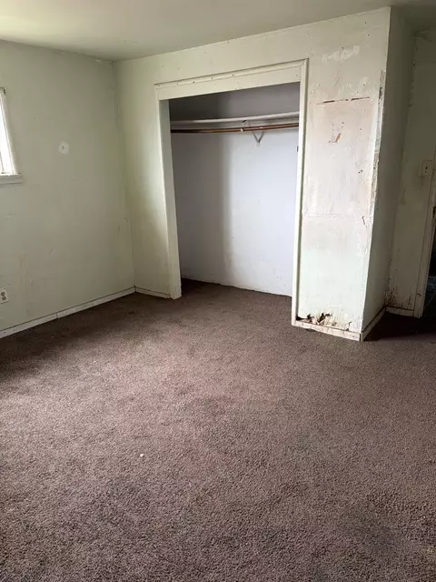 Bedroom - 212 El Paso Ave, Modesto, CA 95351 photo 2 of 5