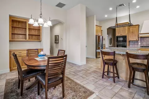 Dining - 3815 Lakeview Dr, Placerville, CA 95667 photo 3 of 4