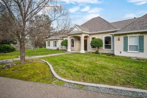 Exterior - 3815 Lakeview Dr, Placerville, CA 95667 photo 2 of 9