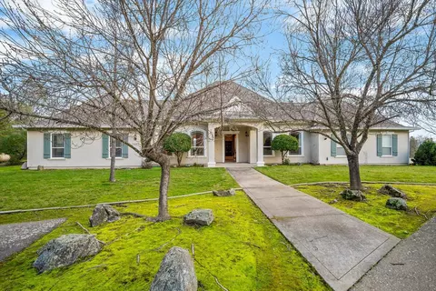3815 Lakeview Dr, Placerville, CA 95667