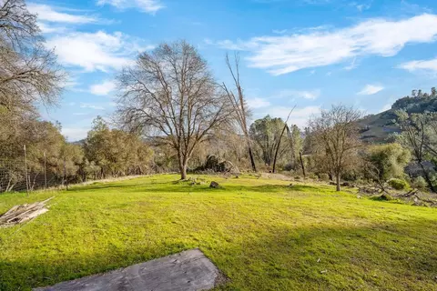 Exterior - 3815 Lakeview Dr, Placerville, CA 95667 photo 9 of 9