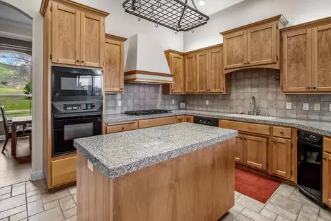 Kitchen - 3815 Lakeview Dr, Placerville, CA 95667 photo 1 of 4