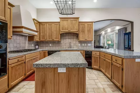 Kitchen - 3815 Lakeview Dr, Placerville, CA 95667 photo 2 of 4