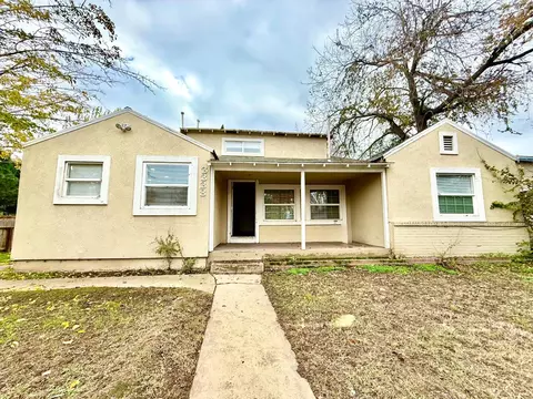 3338 21st Ave, Sacramento, CA 95820