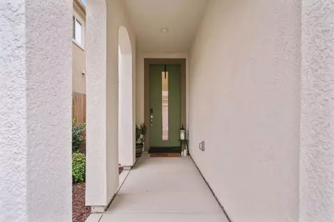3926 Dedication Dr, Turlock, CA 95382 photo 3