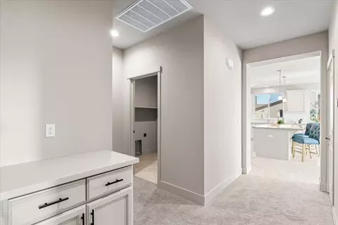 Entry Way - 2970 E Tuolumne Rd, Turlock, CA 95382 photo 6 of 8