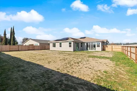 Exterior - 2970 E Tuolumne Rd, Turlock, CA 95382 photo 6 of 8