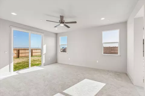 Living - 2970 E Tuolumne Rd, Turlock, CA 95382 photo 6 of 6