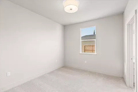Bedroom - 2970 E Tuolumne Rd, Turlock, CA 95382 photo 4 of 13