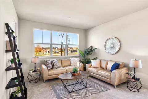Living - 2970 E Tuolumne Rd, Turlock, CA 95382 photo 1 of 6
