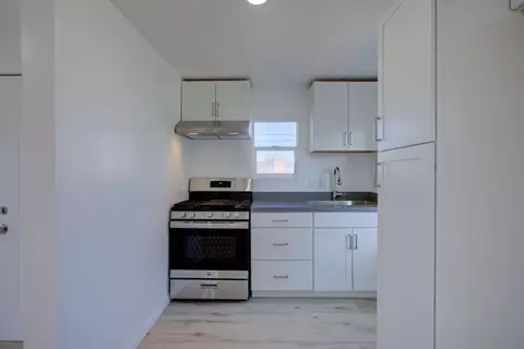 Kitchen - 7577 Walnut Ave, Winton, CA 95388 photo 1 of 1