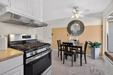 Dining - 6001 Grant Ave, Carmichael, CA 95608 photo 2 of 3