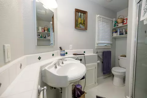 1307 Sycamore Ave, Modesto, CA 95350 photo 20
