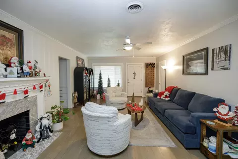 1307 Sycamore Ave, Modesto, CA 95350 photo 5