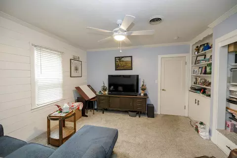 1307 Sycamore Ave, Modesto, CA 95350 photo 24