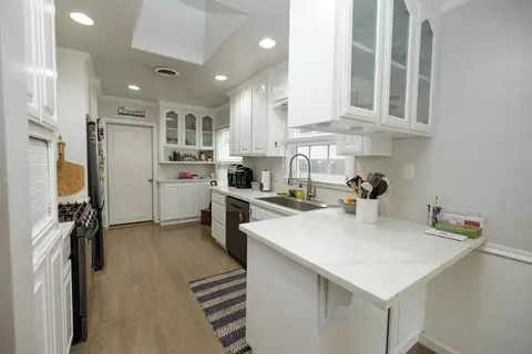 1307 Sycamore Ave, Modesto, CA 95350 photo 12