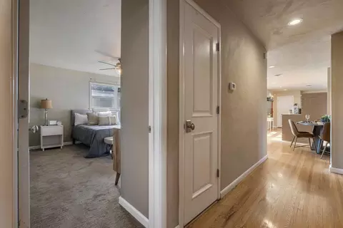 Entry Way - 920 Hackberry, Modesto, CA 95350 photo 2 of 5