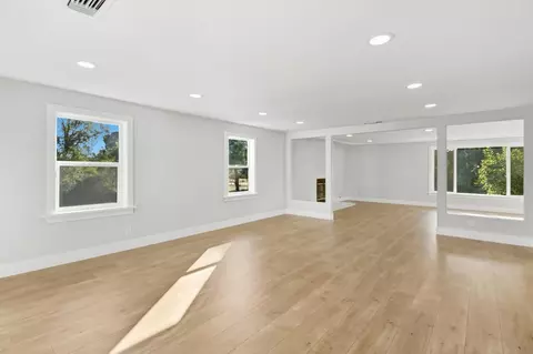 Living - 3912 Bryan Way, Carmichael, CA 95608 photo 17 of 18