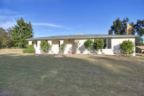 Exterior - 3912 Bryan Way, Carmichael, CA 95608 photo 12 of 15