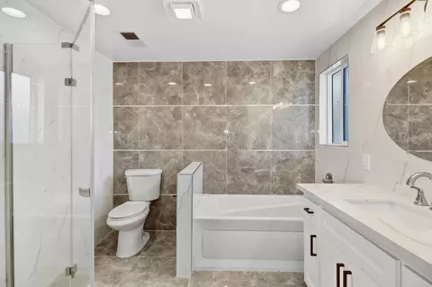 Bath - 3912 Bryan Way, Carmichael, CA 95608 photo 3 of 8