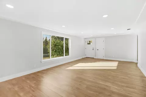 Living - 3912 Bryan Way, Carmichael, CA 95608 photo 12 of 18