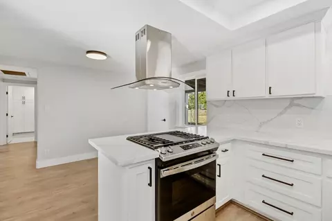 Kitchen - 3912 Bryan Way, Carmichael, CA 95608 photo 7 of 9