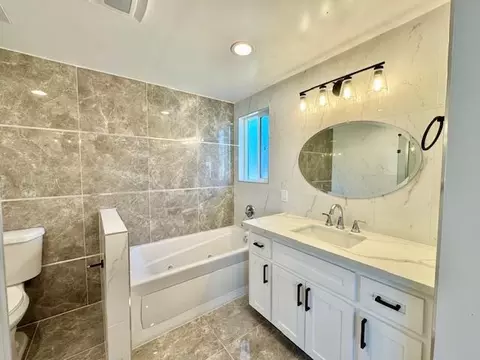 Bath - 3912 Bryan Way, Carmichael, CA 95608 photo 2 of 8