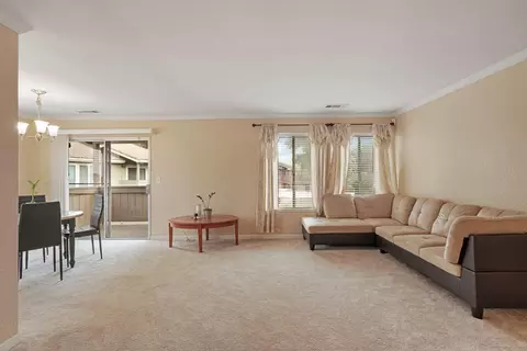 Living - 455 Cherry Ln #K, Manteca, CA 95337 photo 2 of 5