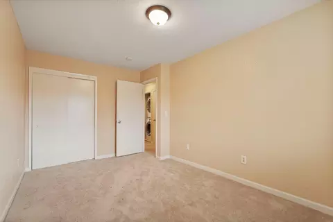 Bedroom - 455 Cherry Ln #K, Manteca, CA 95337 photo 2 of 5
