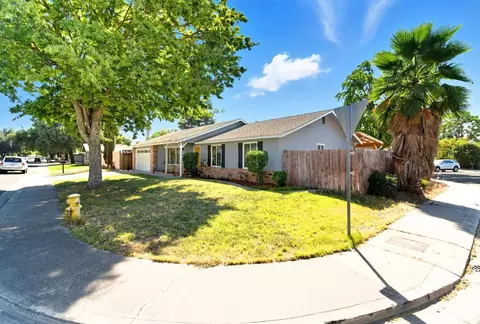 Exterior - 1320 Coffee Villa Dr, Modesto, CA 95355 photo 3 of 7