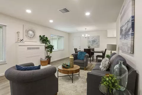 Living - 1507 Chester Dr, Tracy, CA 95376 photo 1 of 3