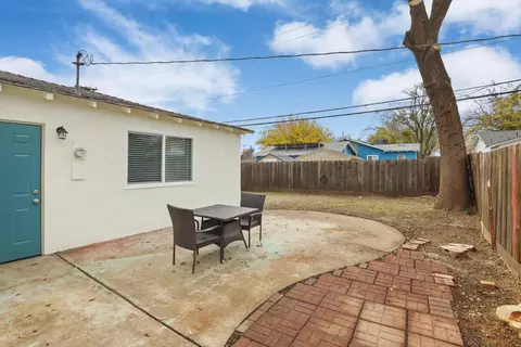 Exterior - 1507 Chester Dr, Tracy, CA 95376 photo 7 of 10