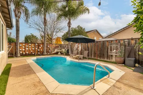 Exterior - 408 Griffin Way, Winters, CA 95694 photo 1 of 10