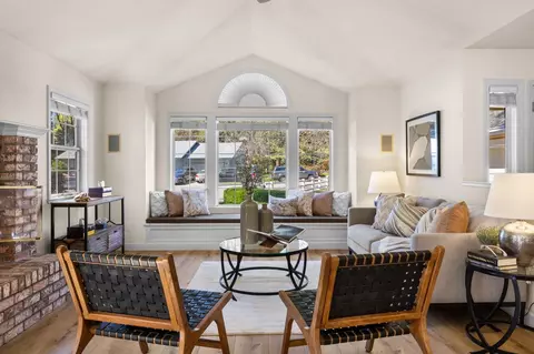 Living - 240 Cornwall Ave, Grass Valley, CA 95945 photo 2 of 6