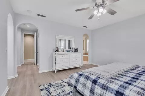 Entry Way - 2449 Kaslin Dr, Modesto, CA 95355 photo 6 of 6