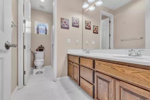 Entry Way - 2449 Kaslin Dr, Modesto, CA 95355 photo 5 of 6
