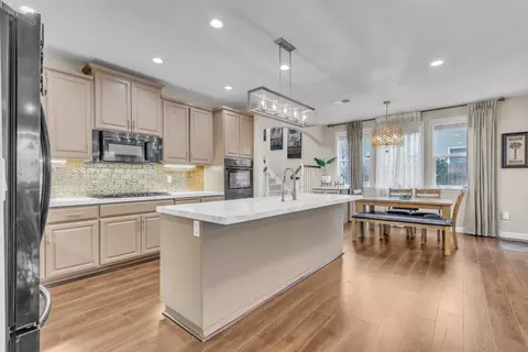 Kitchen - 2449 Kaslin Dr, Modesto, CA 95355 photo 1 of 2