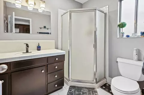 Bath - 1309 Nelda Way, Modesto, CA 95355 photo 1 of 2