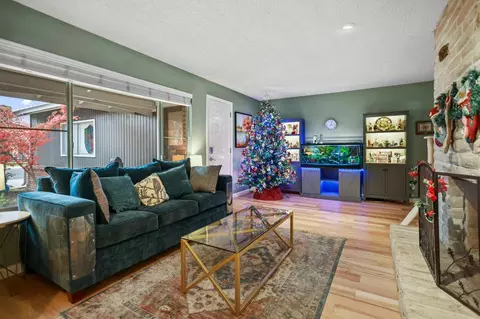 Living - 1309 Nelda Way, Modesto, CA 95355 photo 1 of 2
