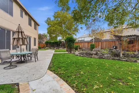 Exterior - 2490 Garrett Ct, Tracy, CA 95377 photo 8 of 13