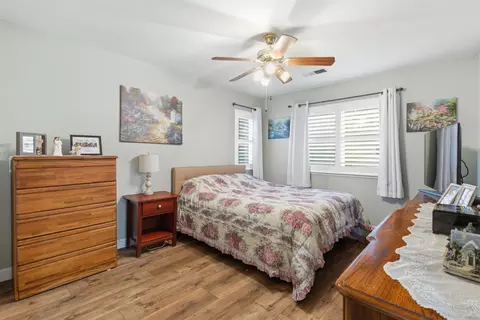 Bedroom - 2490 Garrett Ct, Tracy, CA 95377 photo 4 of 5