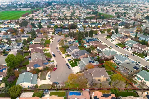 View/Area - 2490 Garrett Ct, Tracy, CA 95377 photo 12 of 12