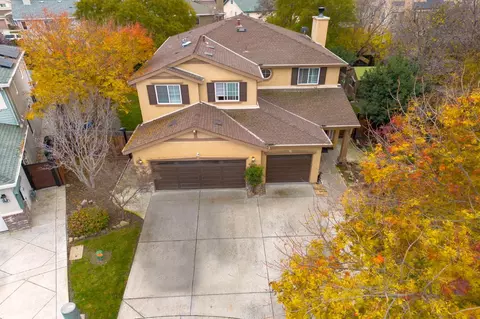 View/Area - 2490 Garrett Ct, Tracy, CA 95377 photo 3 of 12