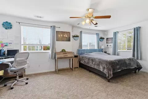 Bedroom - 2490 Garrett Ct, Tracy, CA 95377 photo 2 of 5