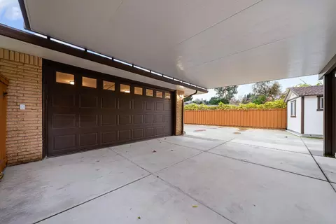 Exterior - 5015 Sudbury Way, Carmichael, CA 95608 photo 13 of 17