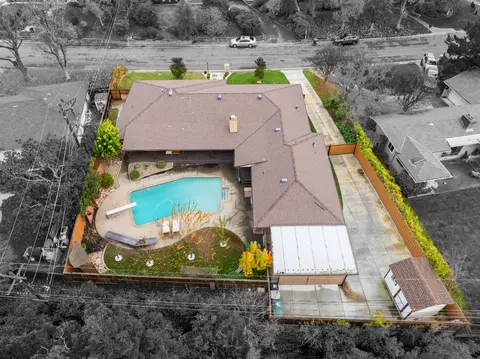 View/Area - 5015 Sudbury Way, Carmichael, CA 95608 photo 7 of 10